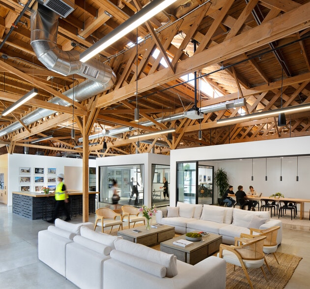More Photos Of 450 S Raymond Ave, Pasadena Warehouse For Sale