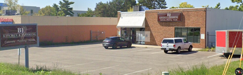 Primary Photo Of 769 S State St, Westerville Freestanding For Lease