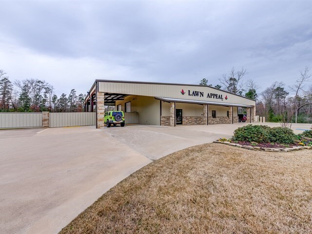 More Photos Of 4304 College Dr, Lufkin Office For Sale