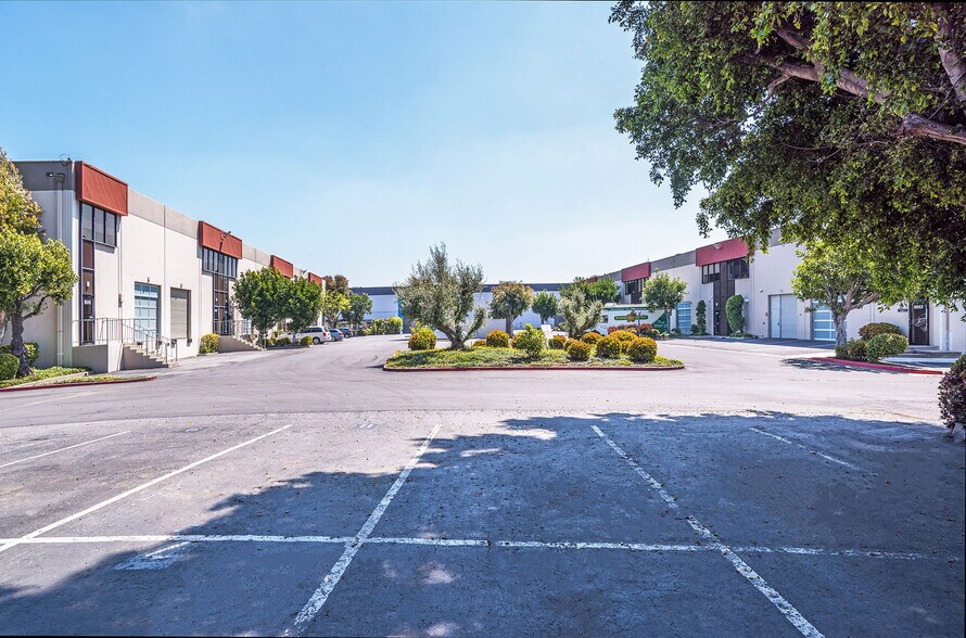 Primary Photo Of 8651-8671 Hayden Pl, Culver City Warehouse For Lease