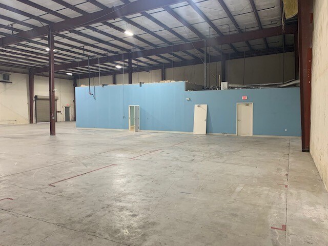 More Photos Of 7400 Technology Dr, West Melbourne Unknown For Lease