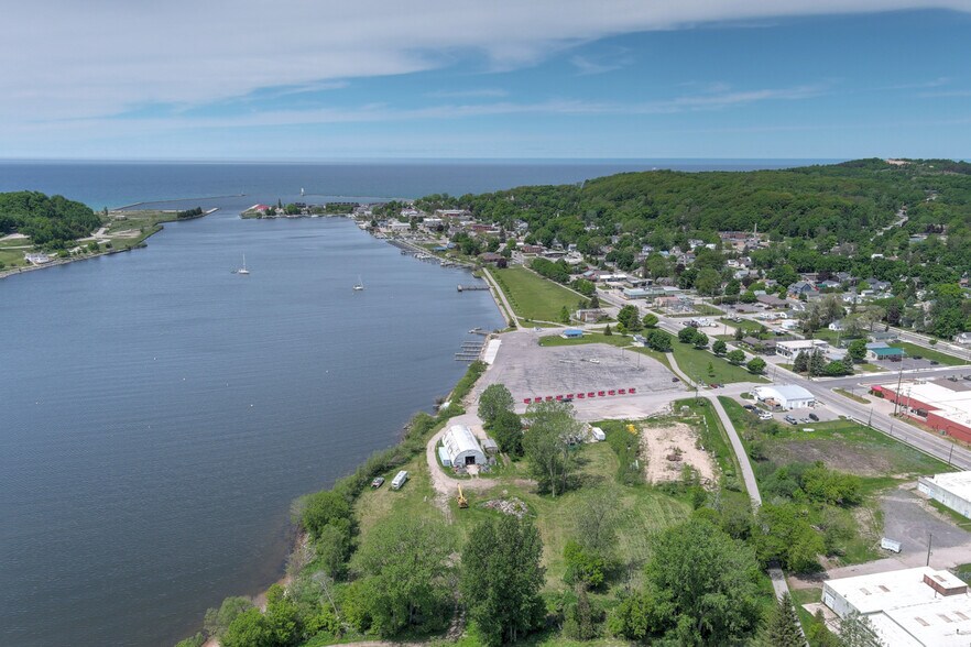 More Photos Of 903-905 Main St, Frankfort Land For Sale