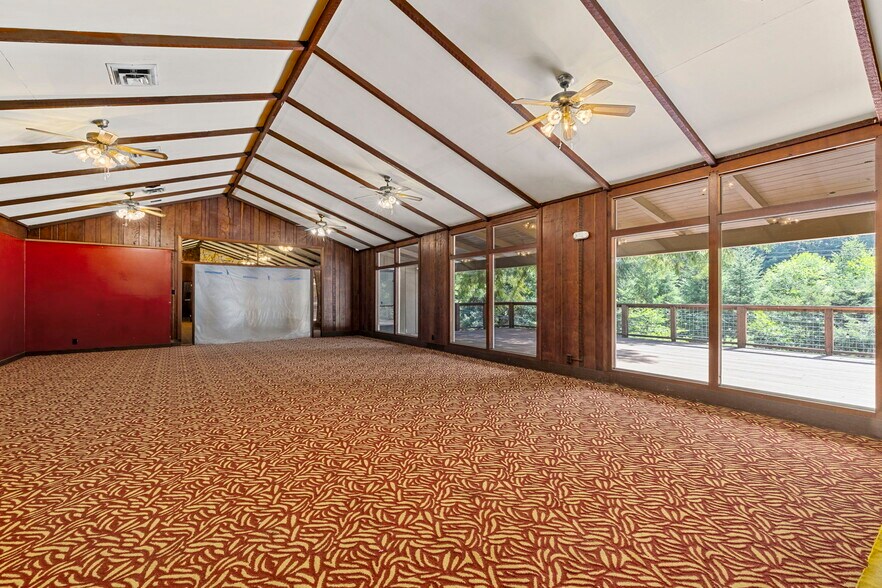 More Photos Of , Willits Unknown For Sale