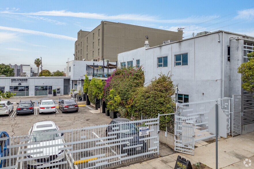 More Photos Of 6350 Santa Monica Blvd, Los Angeles Office For Sale