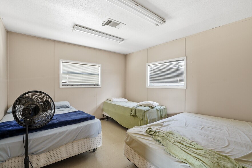 More Photos Of 298 State Highway 239, Kenedy Specialty For Sale