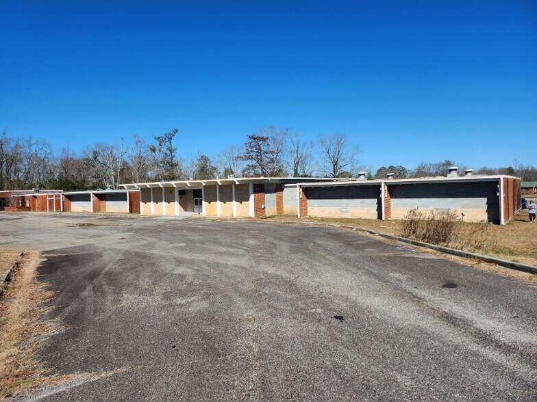 More Photos Of 22715 US Highway 80, Danville Warehouse For Sale