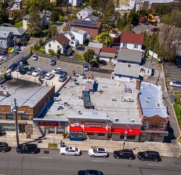 More Photos Of 25115 Northern Blvd, Little Neck General Retail For Sale