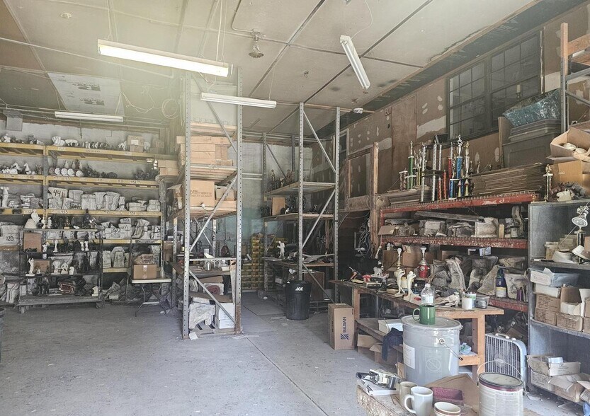 More Photos Of 20 Main St, Schwenksville Manufacturing For Sale