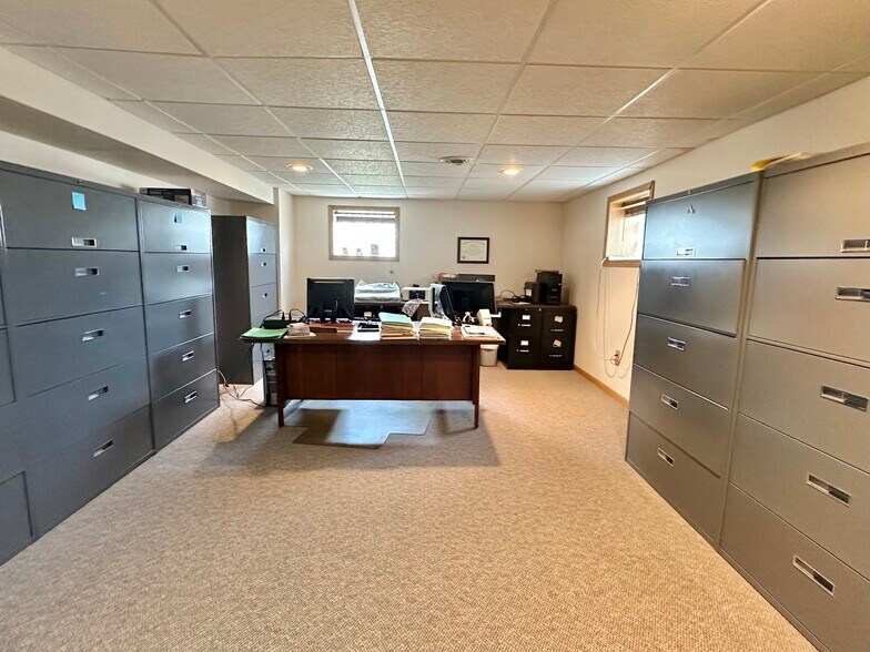 More Photos Of 510 Ridge Rd, Munster Office For Lease