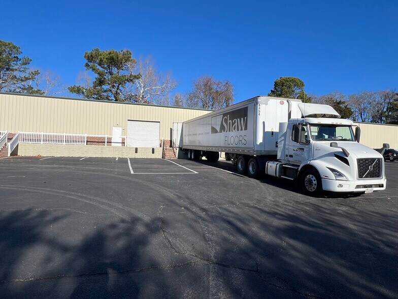 More Photos Of 4315 Magnum St, Little River Warehouse For Lease