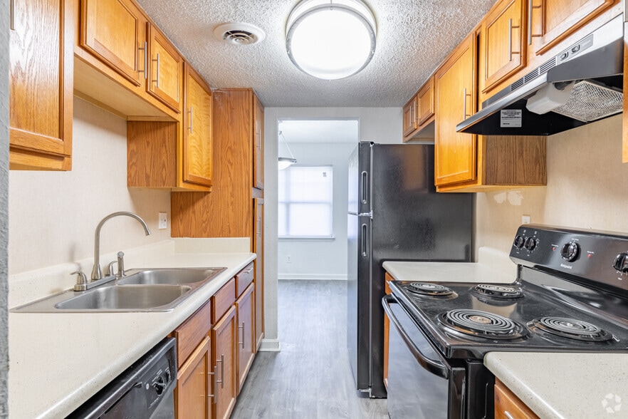 More Photos Of 50 Mount Zion Rd, Atlanta Apartments For Sale