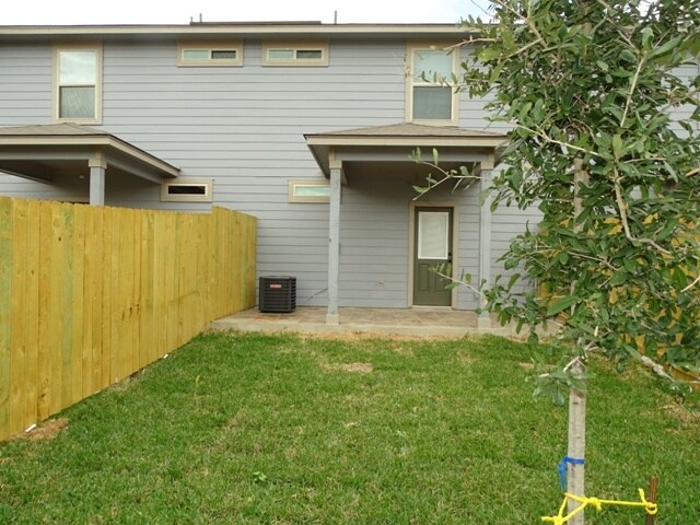 More Photos Of 14111 Fratelli Rd, San Antonio Apartments For Sale