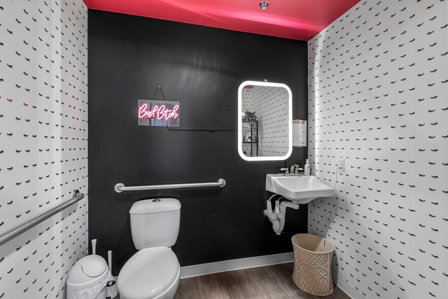 More Photos Of 50 St Thomas St, St. Albert Apartments For Sale