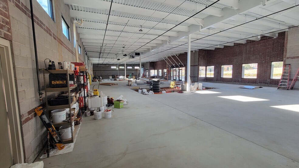 More Photos Of 7871 Shaffer Pky, Littleton Warehouse For Sale