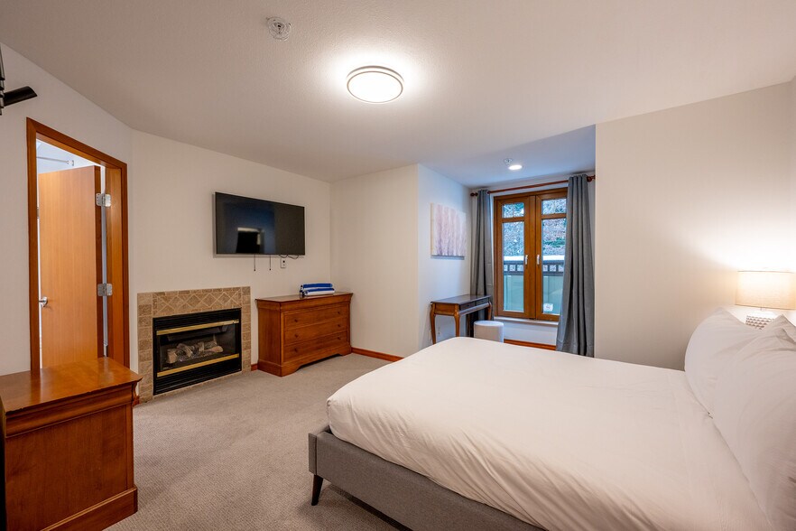 More Photos Of 3012 Alpine Cres, Whistler Hospitality For Sale