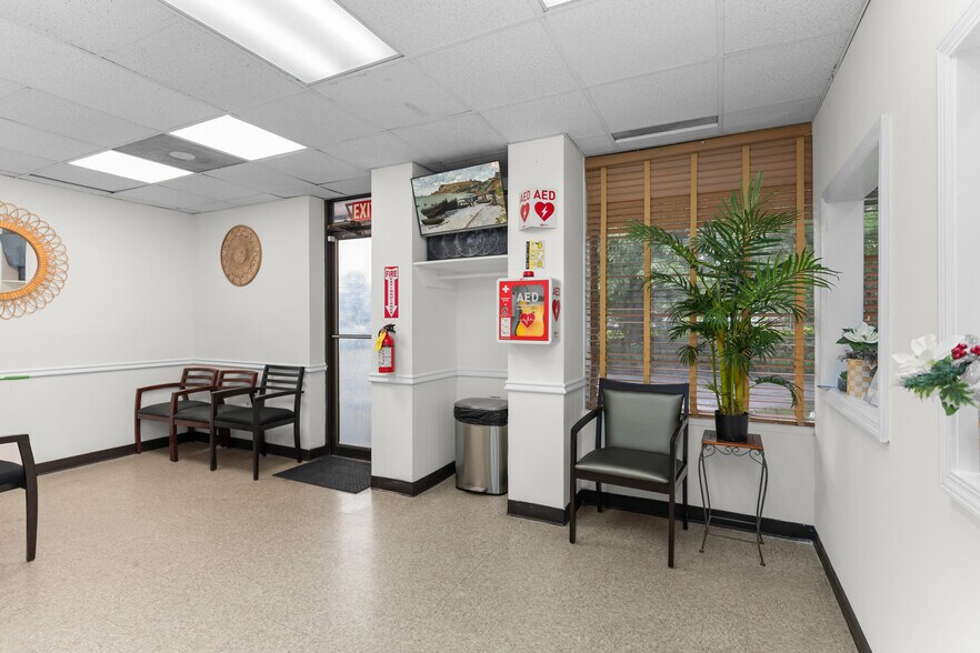 More Photos Of 2855 Candler Rd, Decatur Medical For Sale