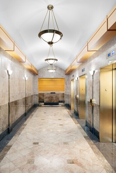 More Photos Of 1150 Connecticut Ave NW, Washington Office For Lease