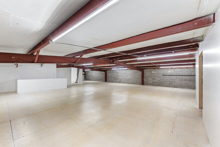 More Photos Of 967 Wray St, Knoxville Office For Sale