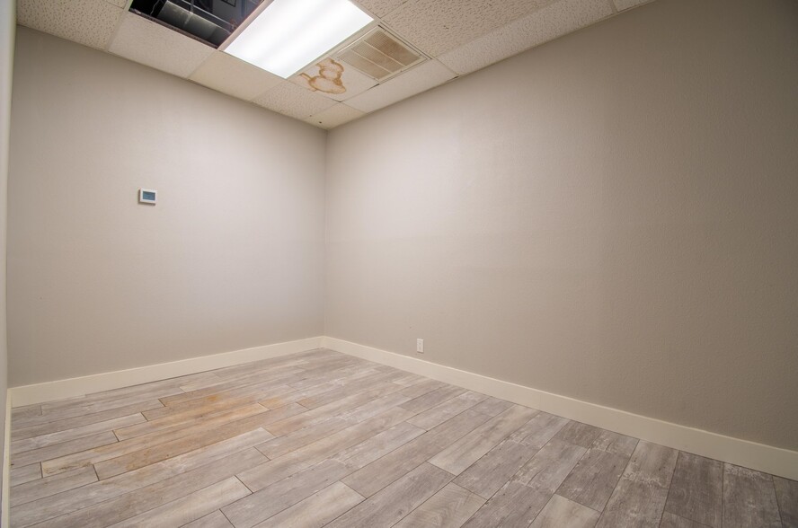 More Photos Of 6000-6064 Ingram Rd, San Antonio Unknown For Lease