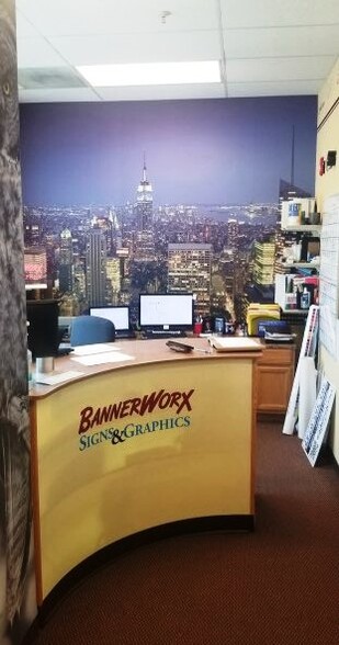 More Photos Of 11900 Livingston Rd, Manassas Warehouse For Sale