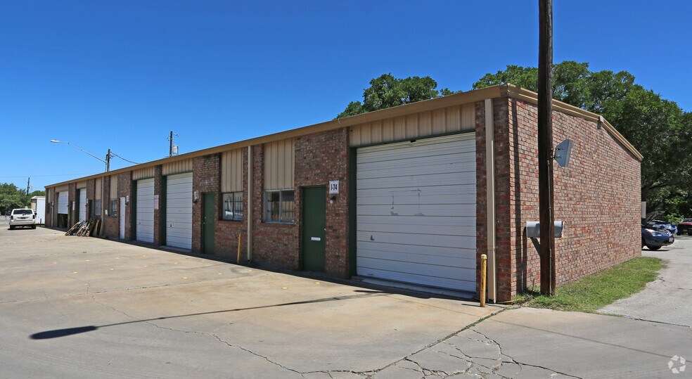 More Photos Of 13200 Pond Springs Rd, Austin Unknown For Lease