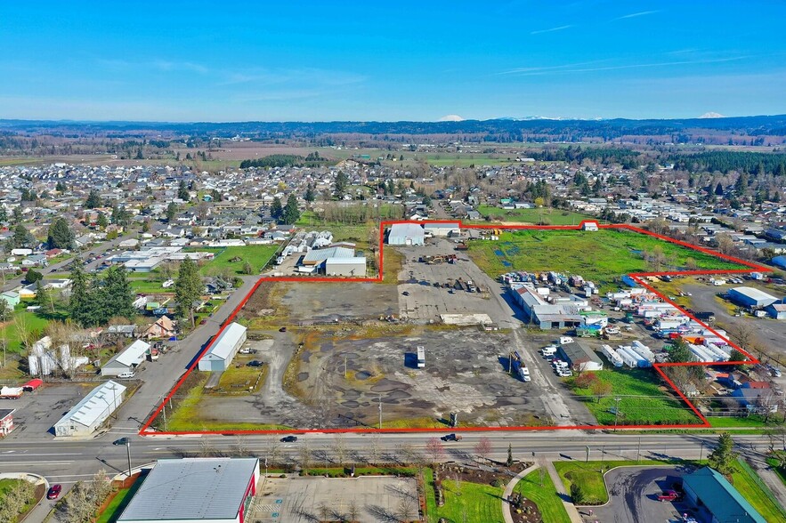 Primary Photo Of 535 W Main St, Molalla Warehouse For Lease