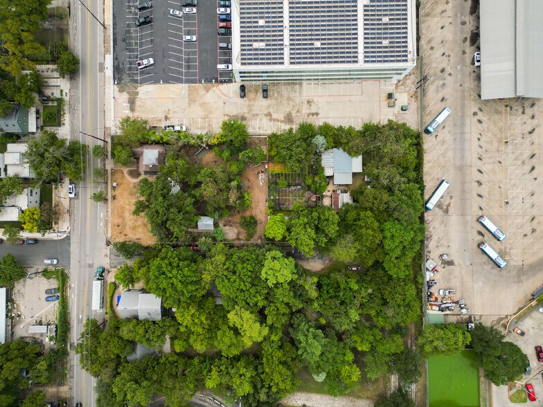 More Photos Of 638 Tillery St, Austin Office For Sale