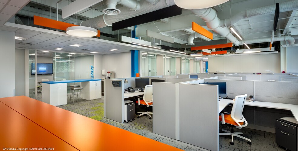 More Photos Of 1351 Holiday Square Blvd, Covington Office For Lease