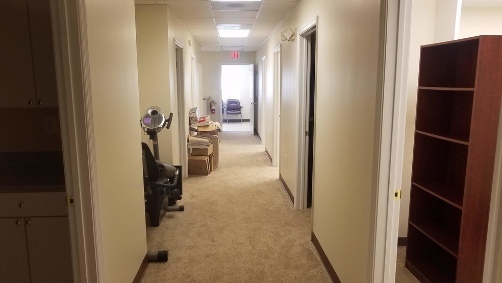 More Photos Of 559 Frost Ave, Warrenton Medical For Lease