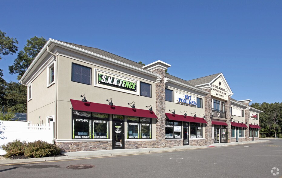 More Photos Of 555 Lacey Rd, Forked River Storefront Retail Office For Lease