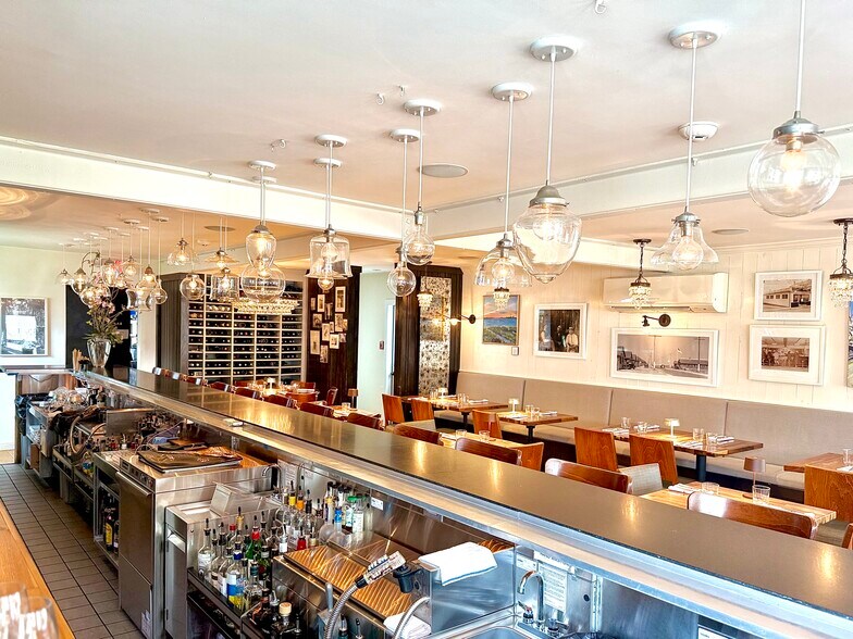More Photos Of 133 Commercial St, Provincetown Restaurant For Sale