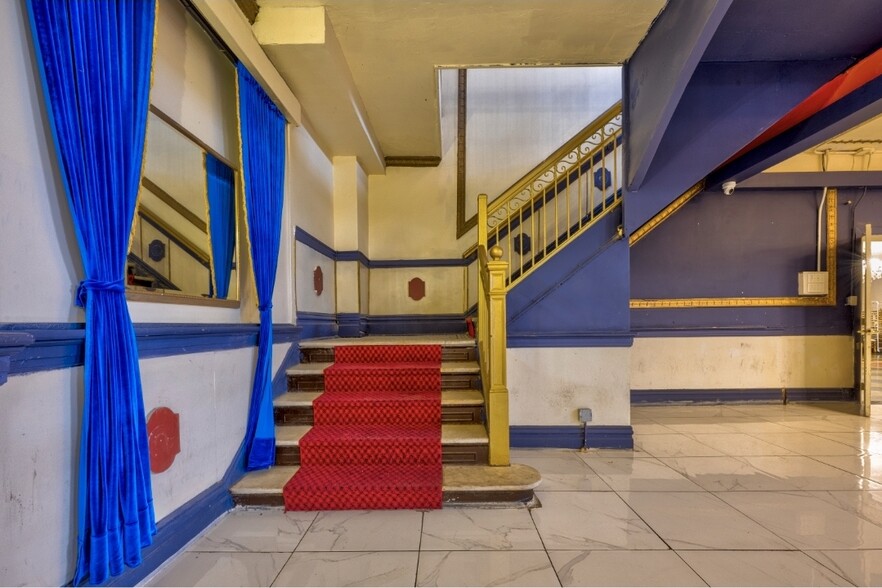 More Photos Of , Maspeth Unknown For Sale