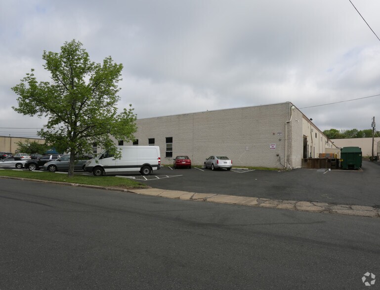 More Photos Of 4529 Adams Rd, Bensalem Warehouse For Lease