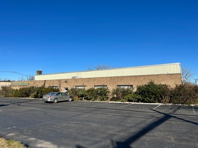 Primary Photo Of 111 Paterson Plank Rd, Carlstadt Warehouse For Lease