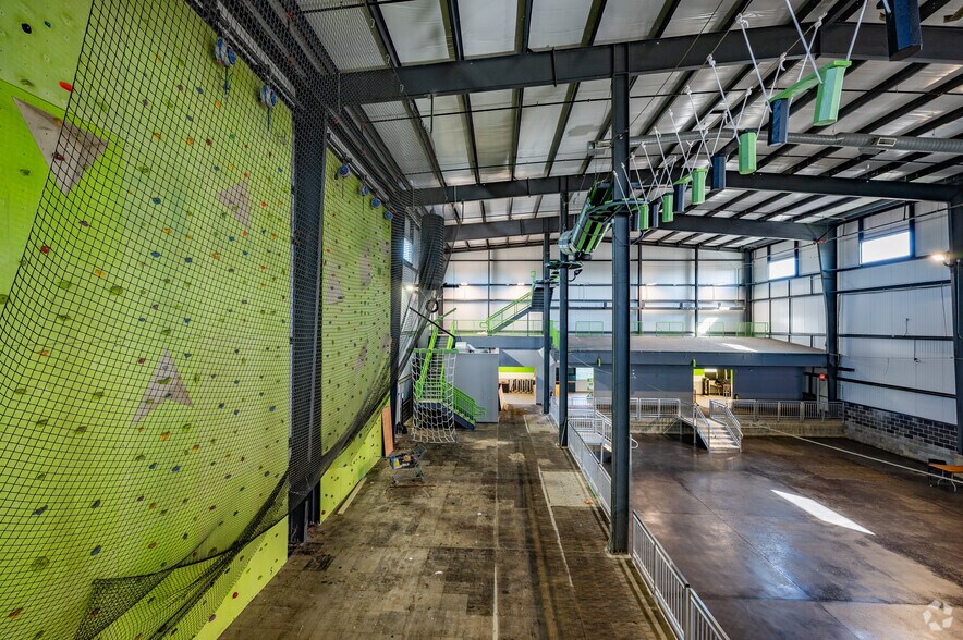 More Photos Of 9960 St Rt 43, Streetsboro Amusement Park For Sale