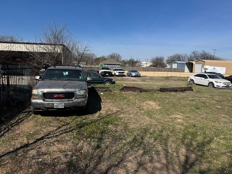 More Photos Of 6505 Highway 79, Hutto Auto Dealership For Sale