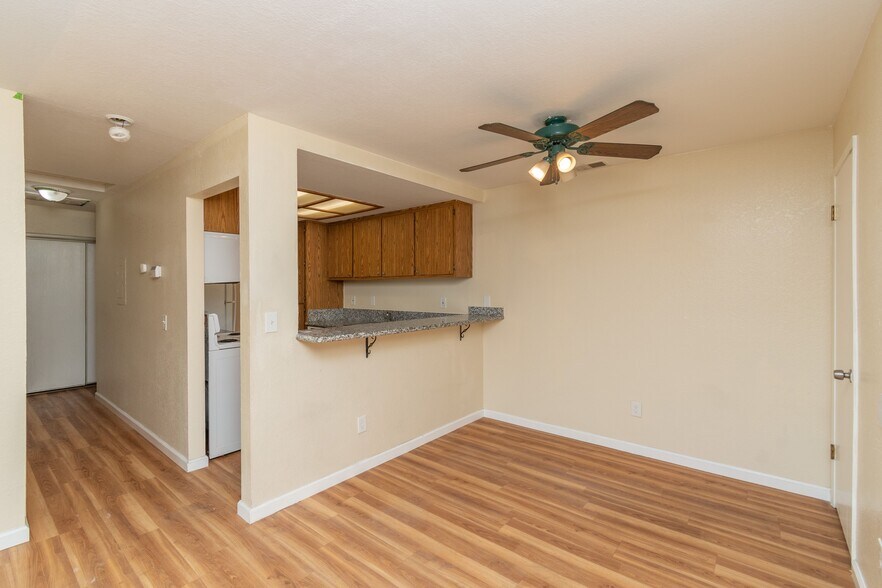 More Photos Of 7856 Old Auburn Rd, Citrus Heights Apartments For Sale