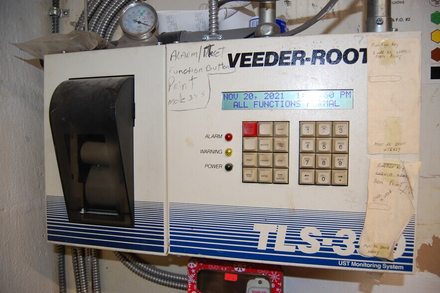 More Photos Of 100 W Main St, Batavia Convenience Store For Sale