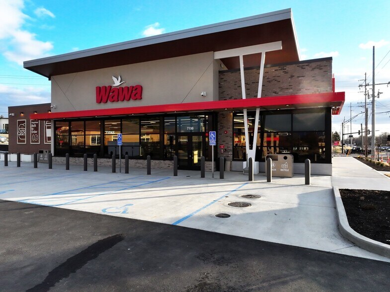 Primary Photo Of 7160-7198 Cincinnati Dayton Rd, Liberty Township Service Station For Sale