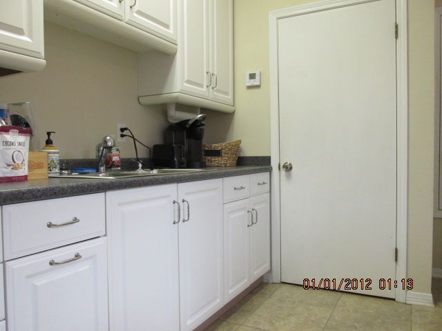 More Photos Of 913 Gulf Breeze Pky, Gulf Breeze Storefront Retail Office For Sale
