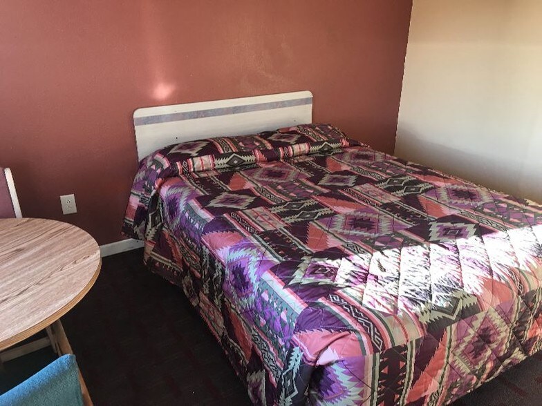 More Photos Of 3607 Hamilton Ave, Saint Louis Hotel For Sale