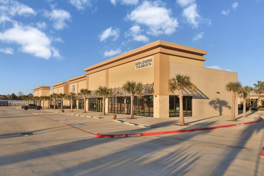 More Photos Of 3300 Bayport Blvd, Seabrook Storefront For Lease