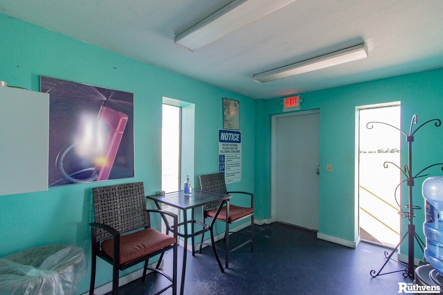 More Photos Of 8400 Lake Trask Rd, Dundee Warehouse For Lease