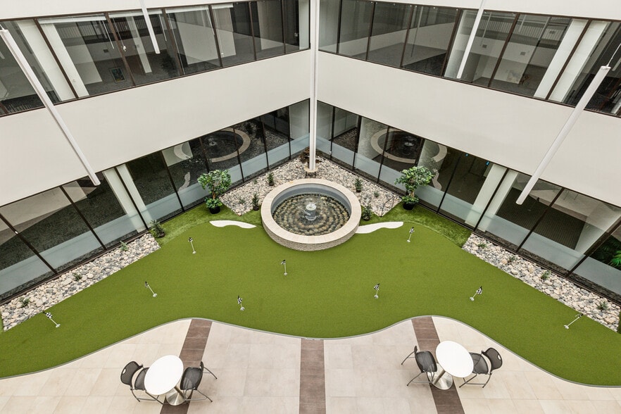 More Photos Of 2121 Midway Rd, Carrollton Office For Lease