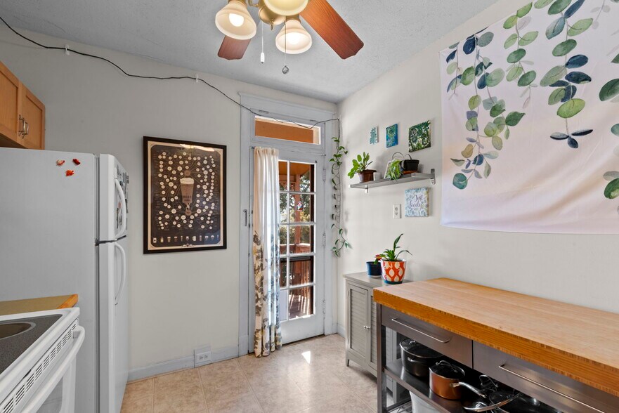 More Photos Of 5510 Lisette Ave, Saint Louis Multifamily For Sale