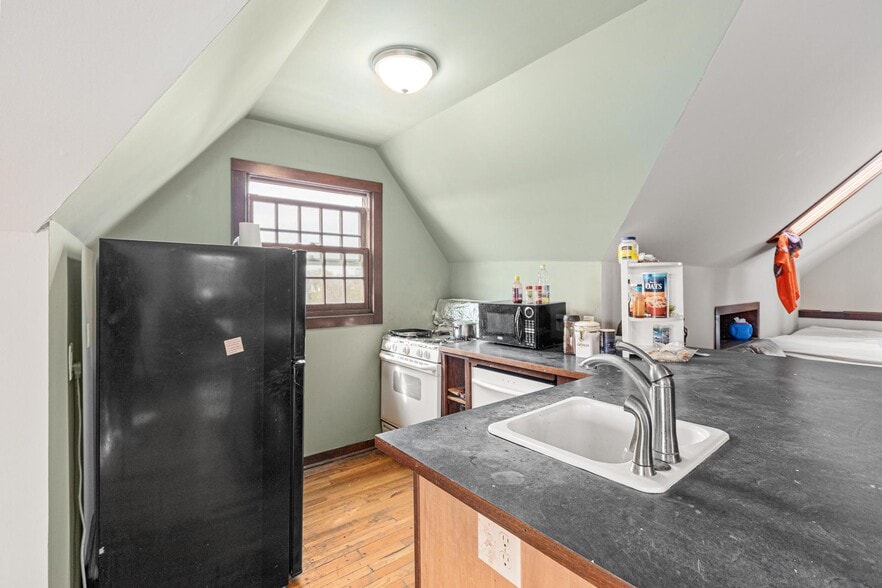 More Photos Of 3024 Chicago Ave, Minneapolis Apartments For Sale
