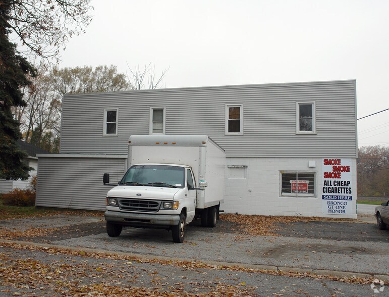 More Photos Of 1517 Central Ave, Lake Station Freestanding For Sale