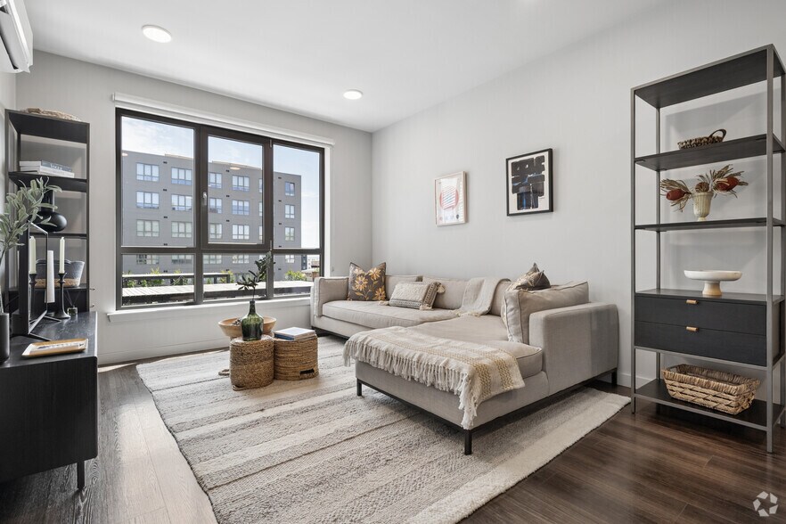 More Photos Of 10 Monroe St, Norwalk Apartments For Lease