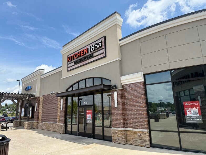 More Photos Of 7640-7642 Beechmont Ave, Cincinnati Storefront Retail Office For Lease