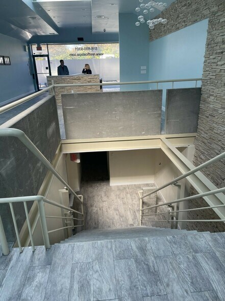 More Photos Of 442 Sunrise Hwy, Rockville Centre Storefront For Sale